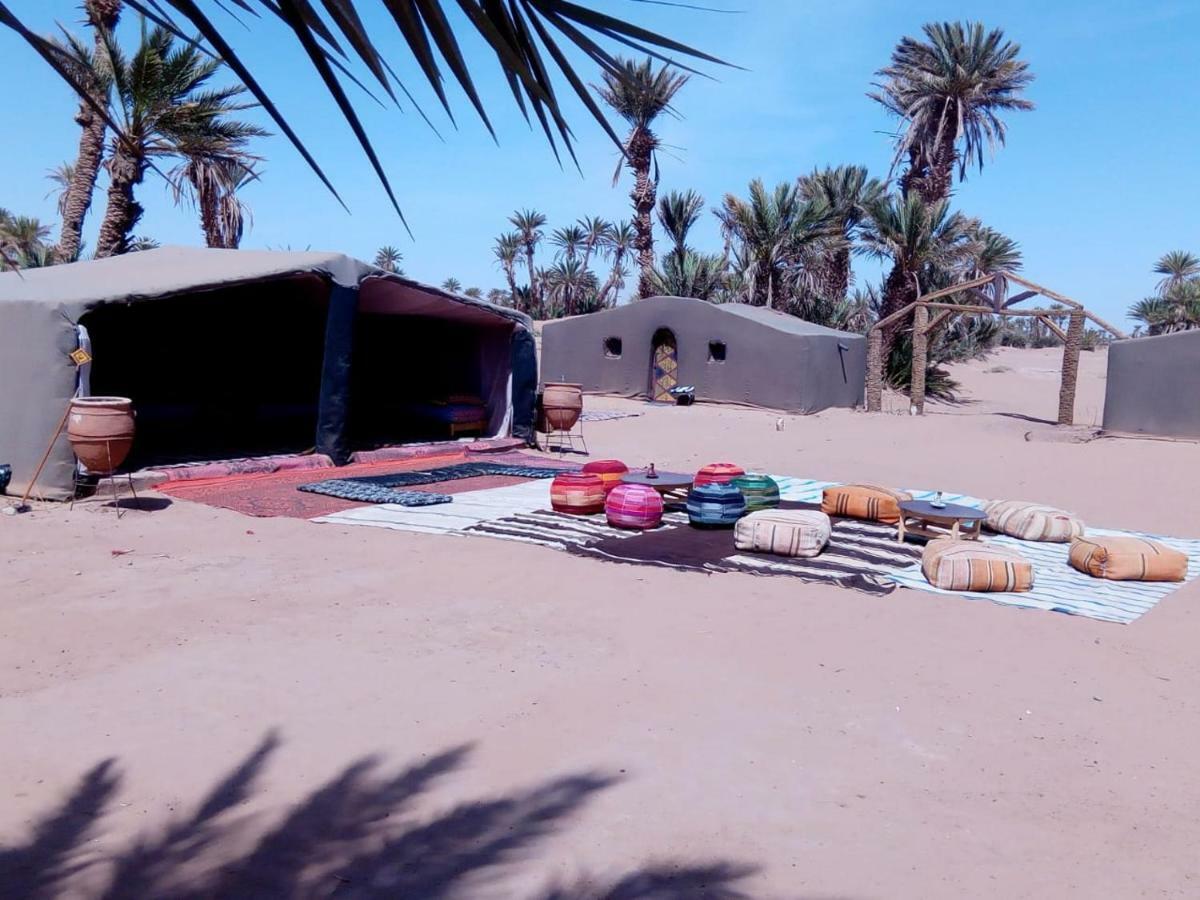 Camp Desert Stars M'Hamid El Ghizlane Extérieur photo